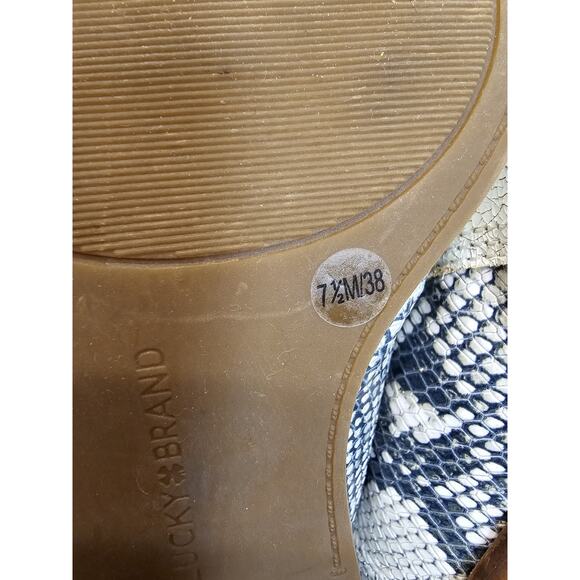 Lucky Brand Boots‎ Leymon Cream Leather Snakeskin Cut Bootie Women's Size 7. 5M - Picture 11 of 11